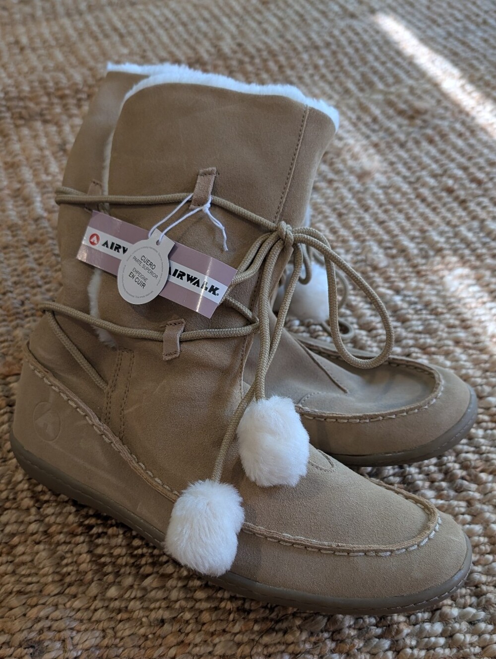 Airwalk Women's Tan Suede Winter Boots w/ Pom Poms - Cute Boots!